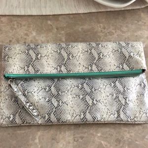 American eagle clutch
